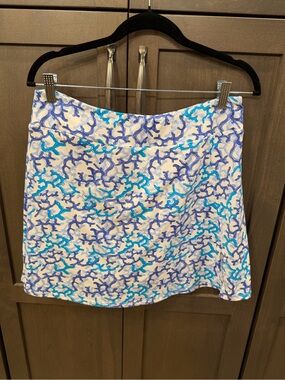 Lulu-B blue and purple coral print skort. Size M Like New